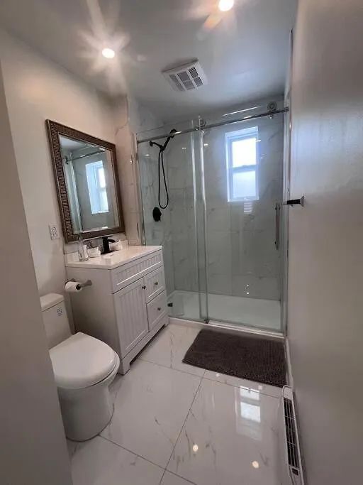 Renovated 2Bedrooms Apartment With Free Parking Montreal