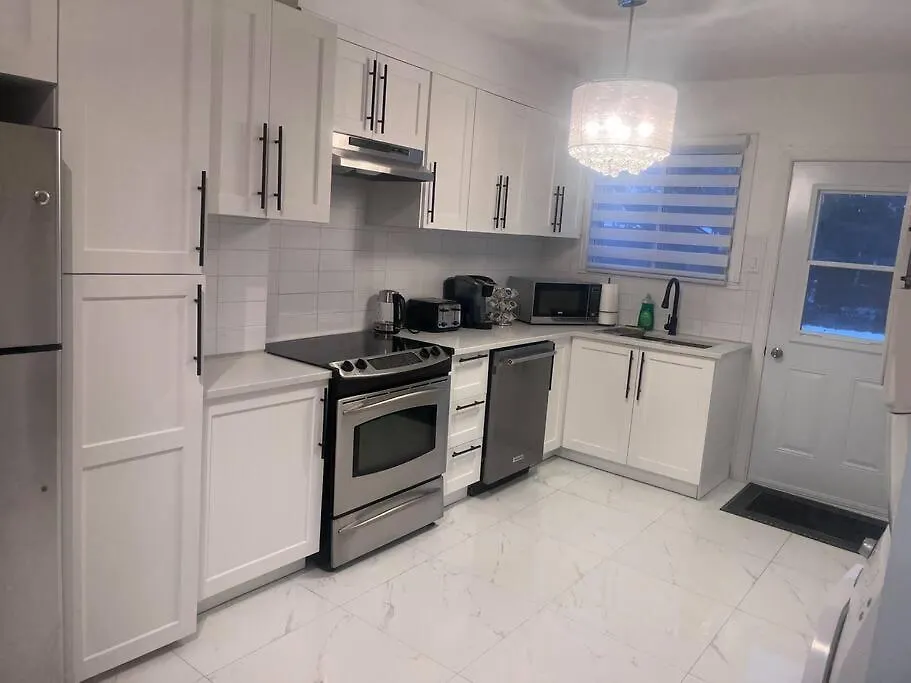Renovated 2Bedrooms Apartment With Free Parking Montreal Canada