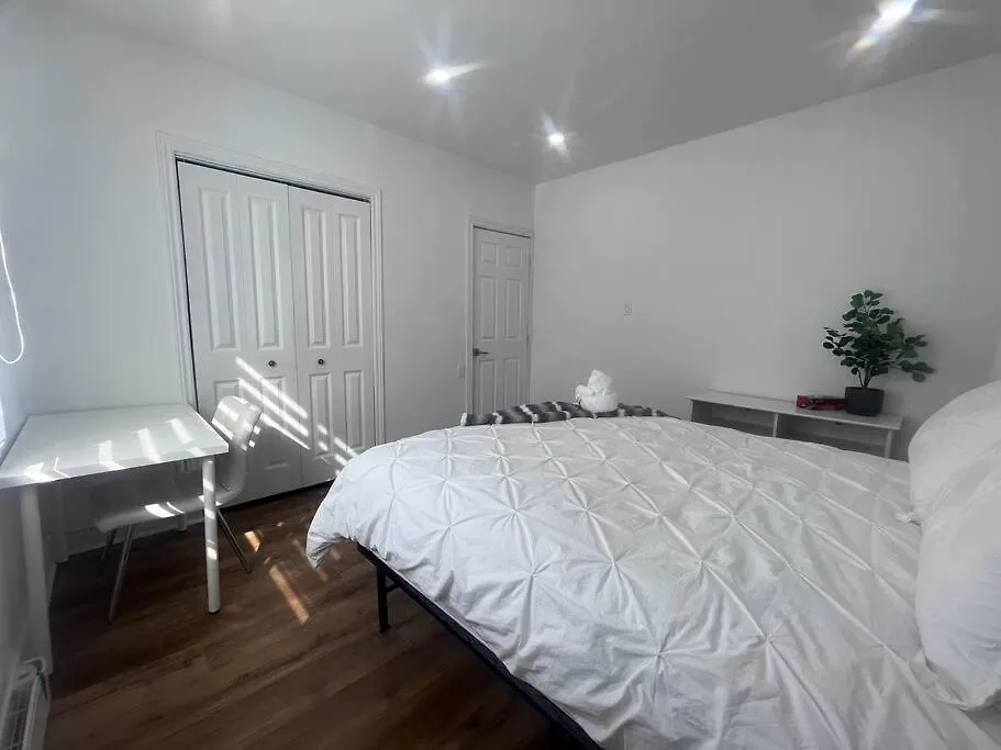 Renovated 2Bedrooms Apartment With Free Parking Montreal 0*,  Canada